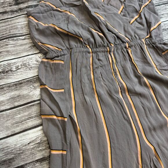 Xhilaration Women's Wide Leg Jumpsuit Romper M Med Medium Grey Gray Pink Orange - Picture 7 of 16